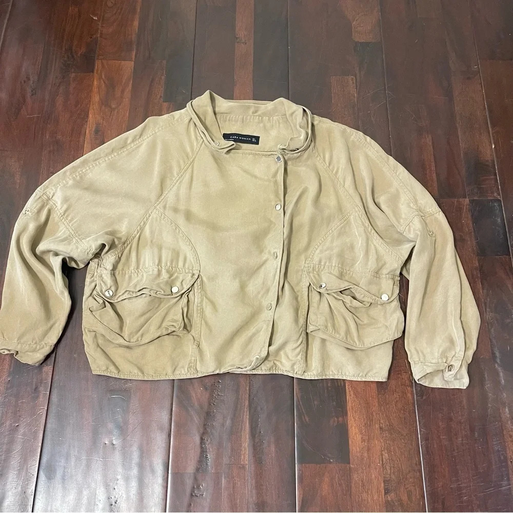 Zara Woman Tan Khaki Cropped Coat Jacket Button Front Women’s Size Large Baggy